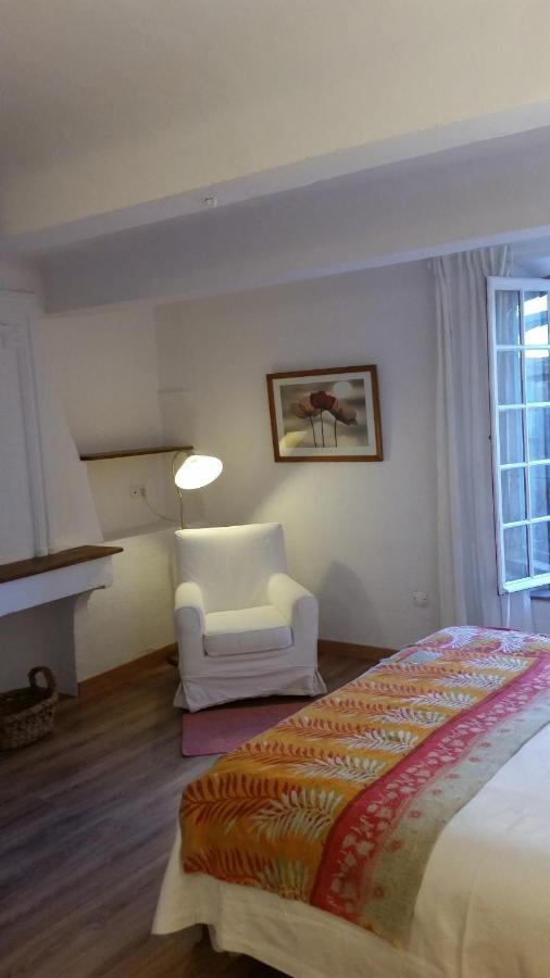 Ana'S Guest House Chambres D'Hotes Aups Exterior photo